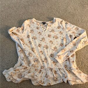 Daytrip Ivory Floral Long Sleeve Blouse